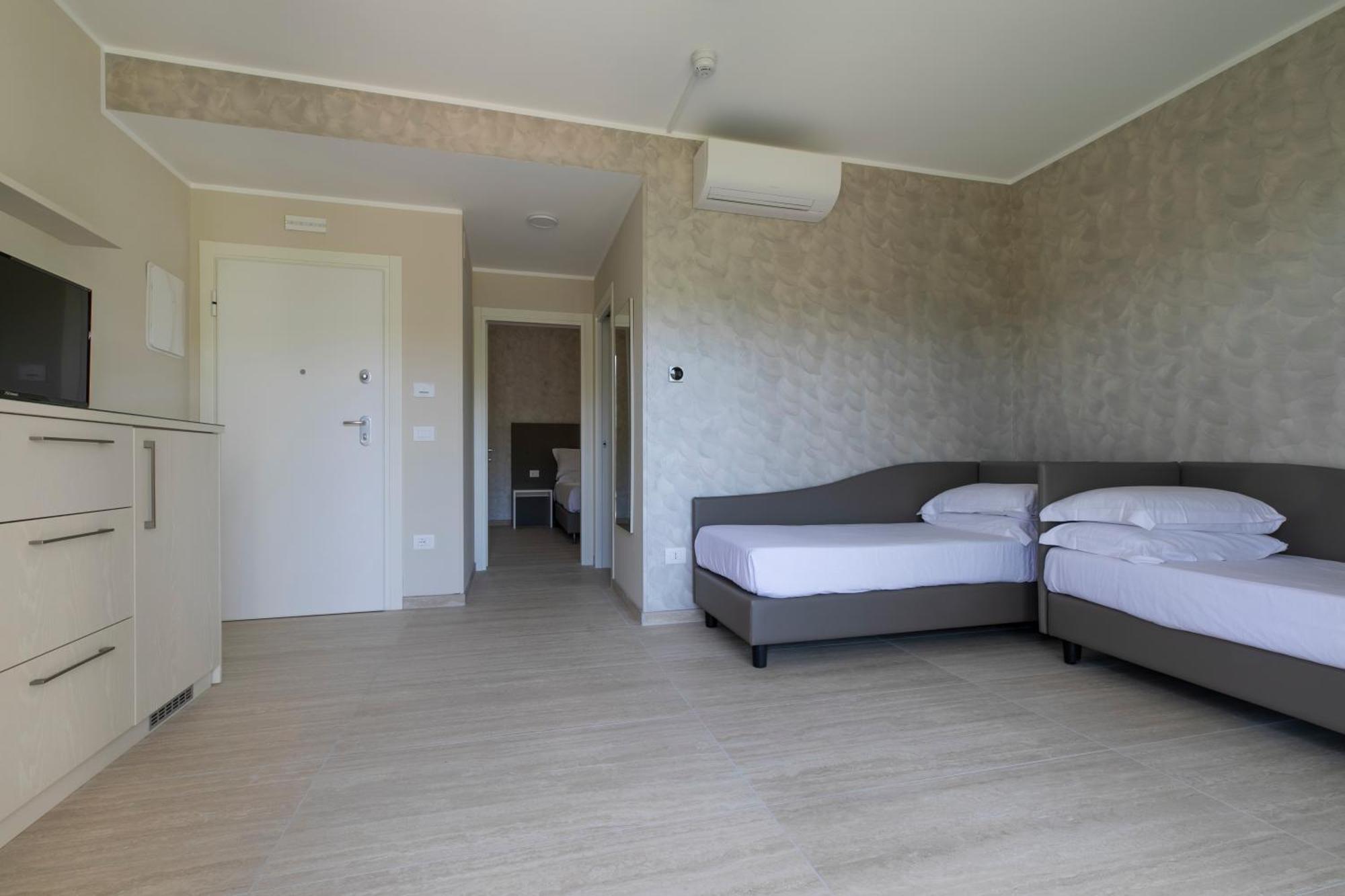 Hotel Gallia & Resort Lido di Jesolo Exterior photo