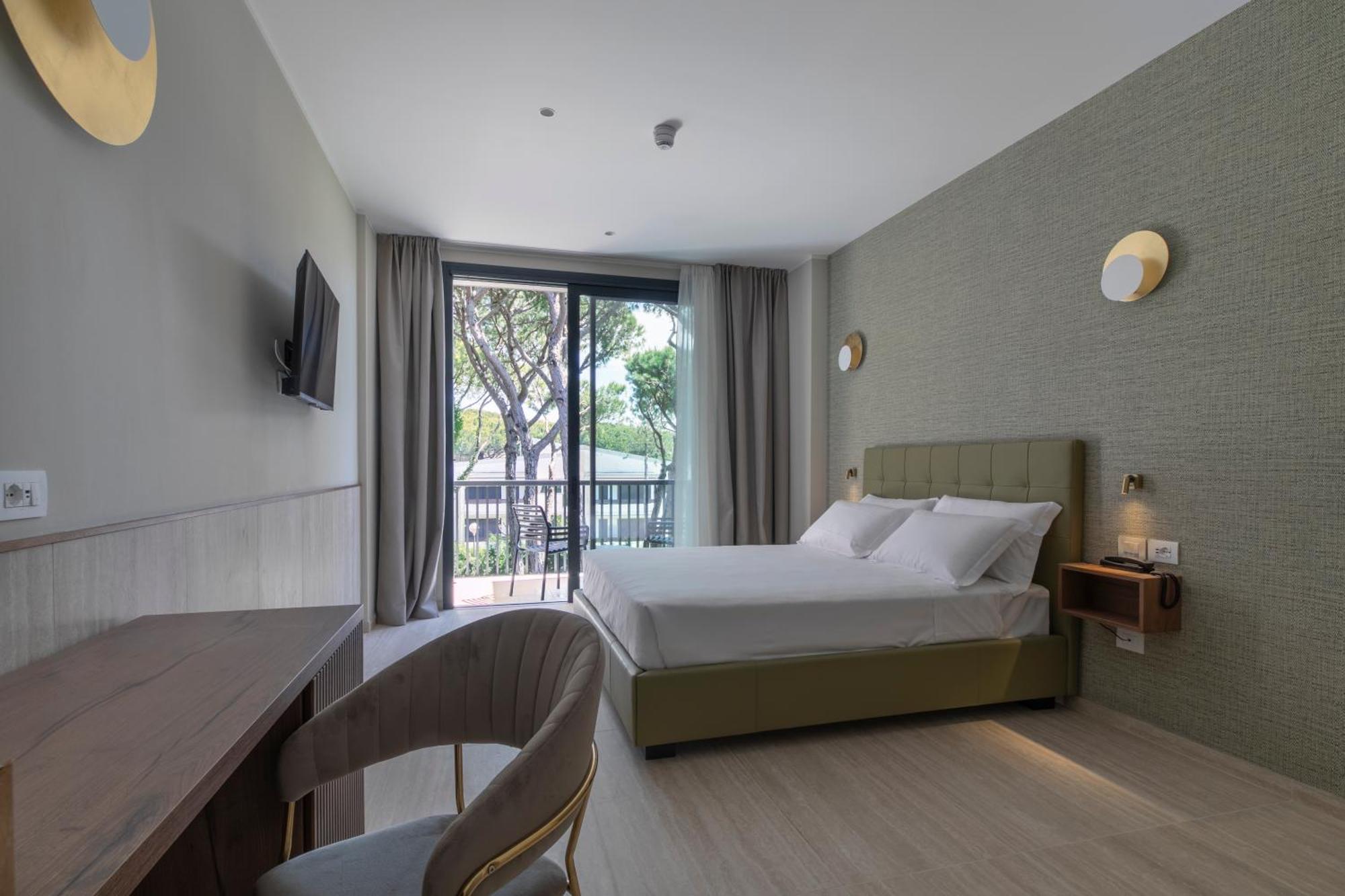 Hotel Gallia & Resort Lido di Jesolo Exterior photo
