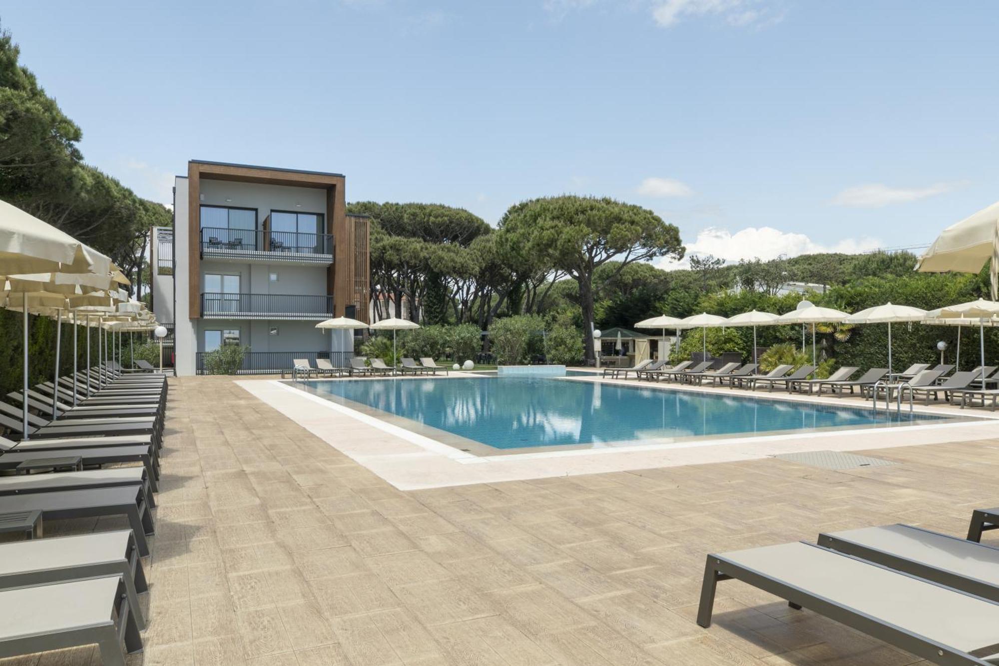 Hotel Gallia & Resort Lido di Jesolo Exterior photo