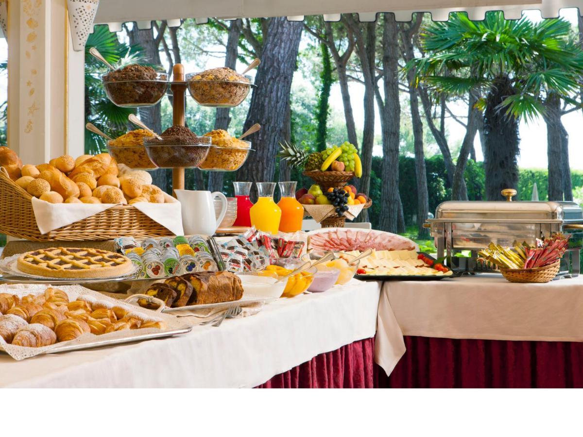 Hotel Gallia & Resort Lido di Jesolo Exterior photo